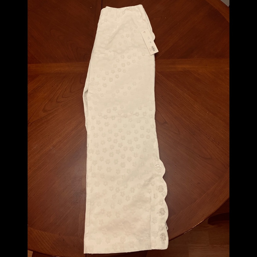 Women’s MargaretM  White Flower Pants Size 2